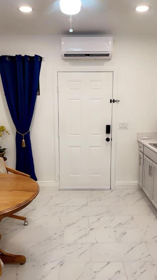 Guest House , 5 Min Away From Las Airport. Las Vegas Buitenkant foto